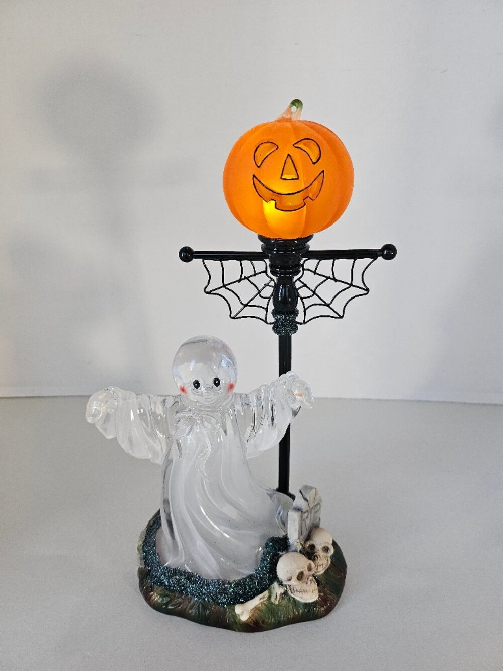 Heritage Mint Ghost Grove Halloween Figurine Light Up Pumpkin & Clear Ghost 2004